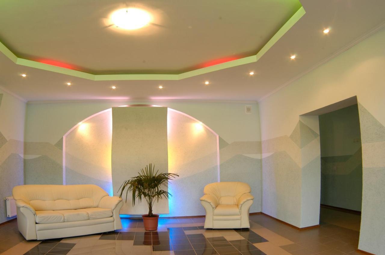 Malyvo Hotel Deliatyn ห้อง รูปภาพ