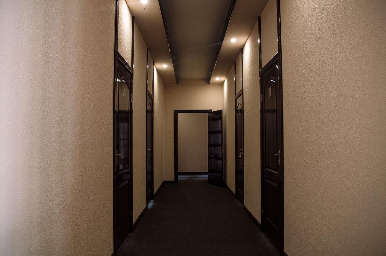 Malyvo Hotel Deliatyn ภายนอก รูปภาพ